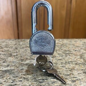 Vintage Harley Davidson Limited Edition Padlock Master Lock #220 with keys